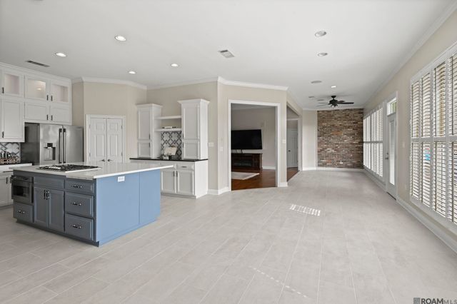 18030 Cascades Ave, Baton Rouge, LA 70810