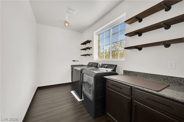 6164 Barby Cove Street, Las Vegas, NV 89148
