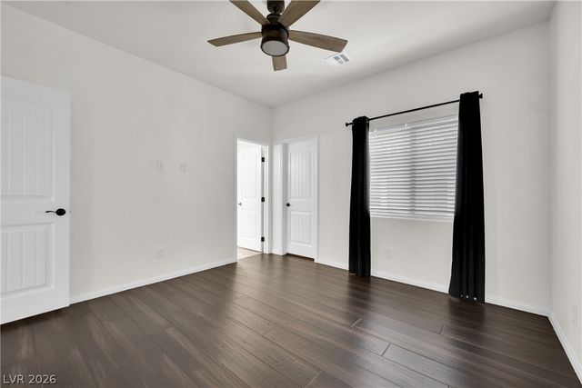 6164 Barby Cove Street, Las Vegas, NV 89148