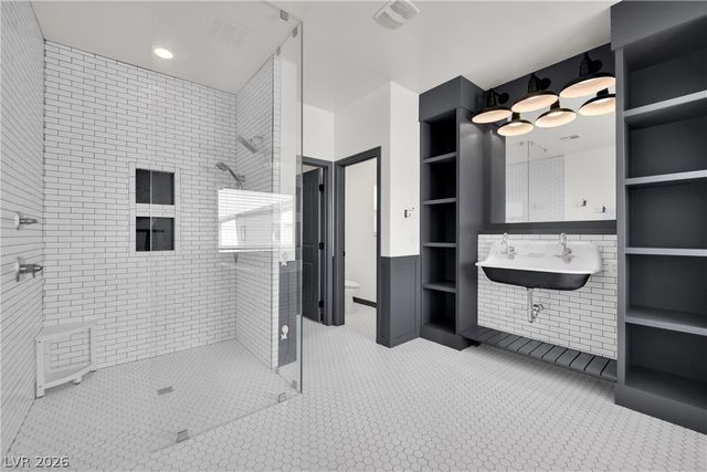 6164 Barby Cove Street, Las Vegas, NV 89148