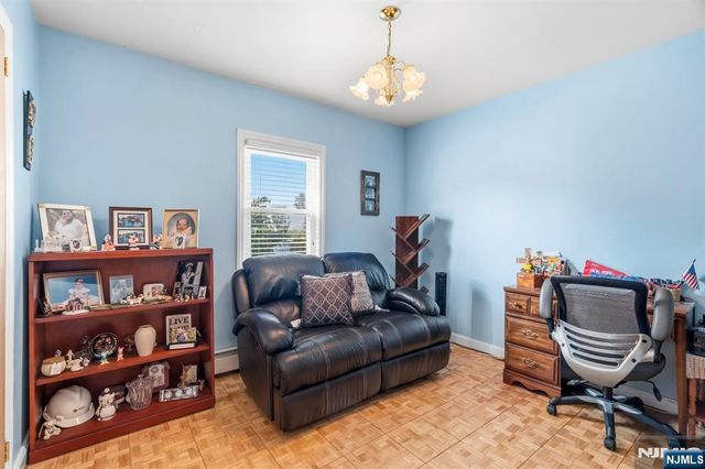 92 Phillips Avenue, South Hackensack, NJ 07606