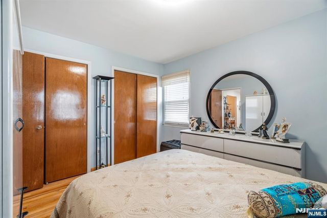 92 Phillips Avenue, South Hackensack, NJ 07606