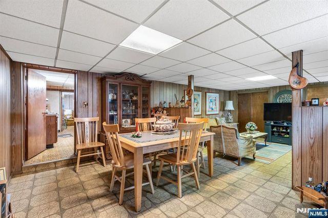 92 Phillips Avenue, South Hackensack, NJ 07606