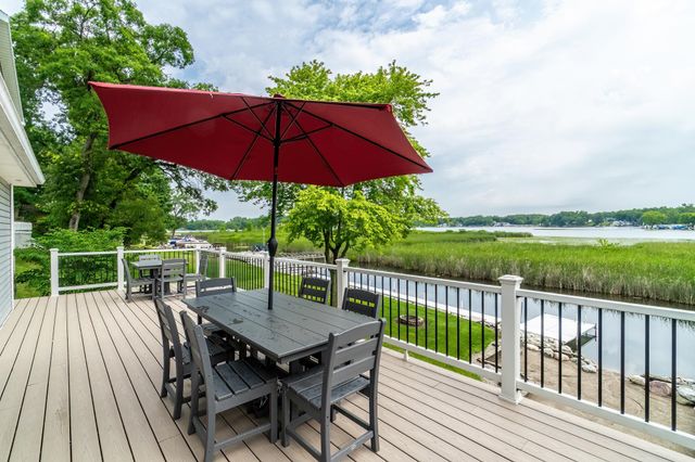 60 Lane 101D Jimmerson Lk, Angola, IN 46703