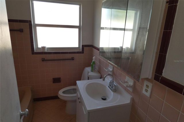 2580 58TH AVENUE N, St Petersburg, FL 33714