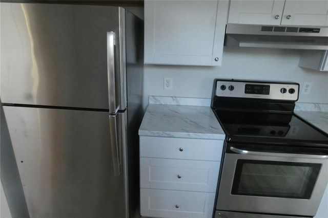 2580 58TH AVENUE N, St Petersburg, FL 33714