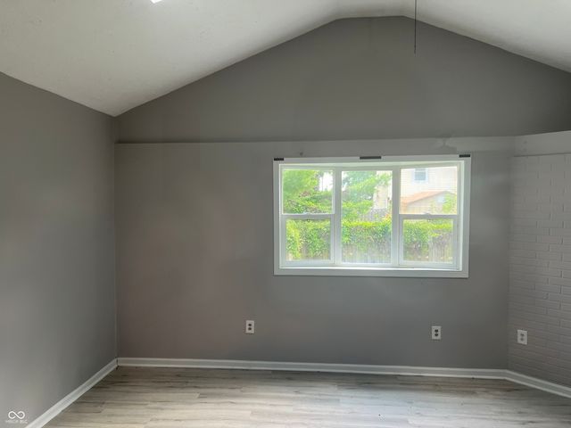 249 Lori Ann Drive, Whiteland, IN 46184