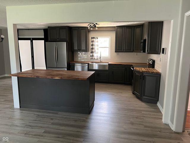 249 Lori Ann Drive, Whiteland, IN 46184