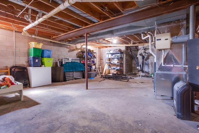 3411 N Eastman Road, Midland, MI 48642