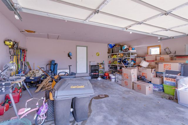 3411 N Eastman Road, Midland, MI 48642