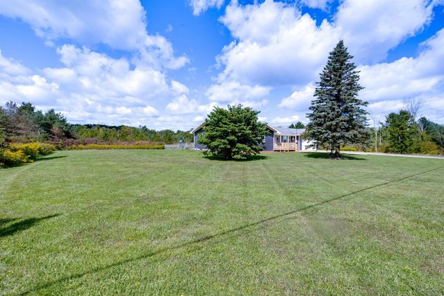 3411 N Eastman Road, Midland, MI 48642