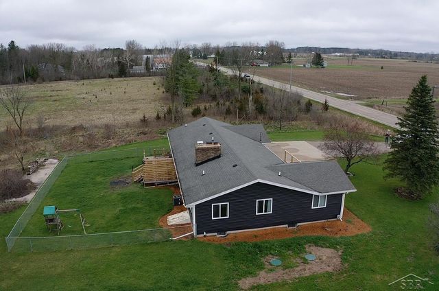 3411 N Eastman Road, Midland, MI 48642