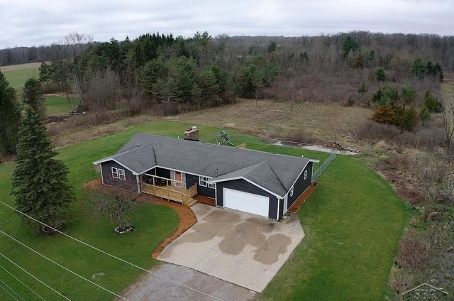 3411 N Eastman Road, Midland, MI 48642