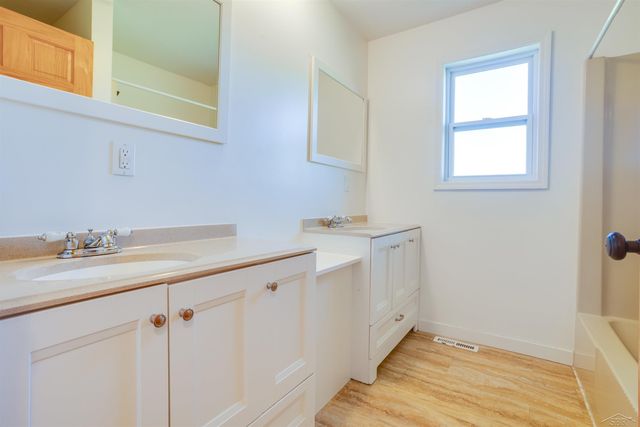 3411 N Eastman Road, Midland, MI 48642