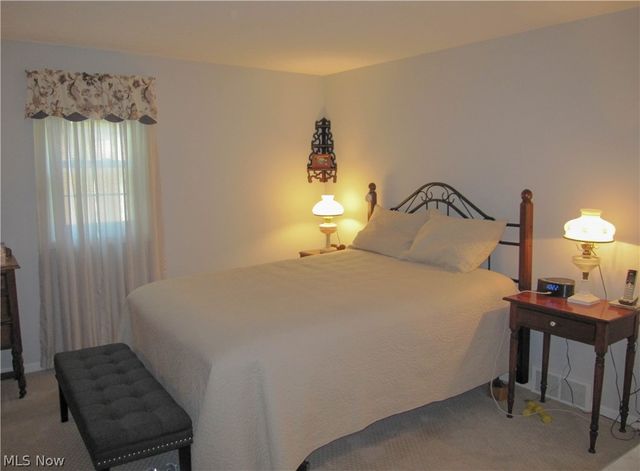 7351 Starcliff Avenue NW, North Canton, OH 44720