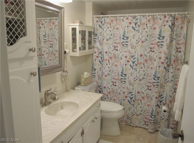 7351 Starcliff Avenue NW, North Canton, OH 44720