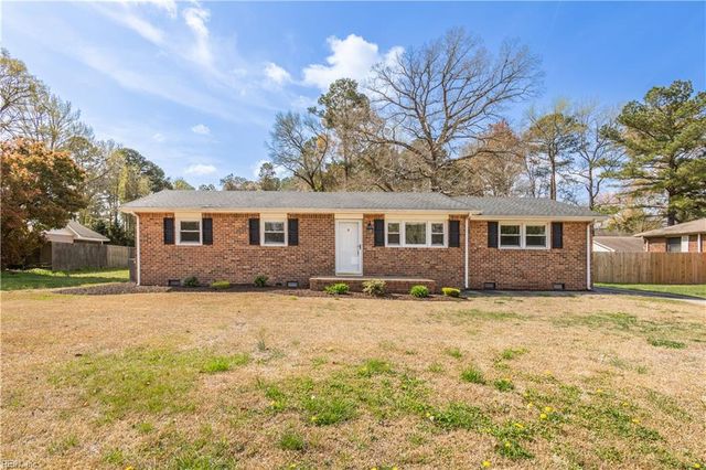 205 Frank DR, Chesapeake, VA 23322