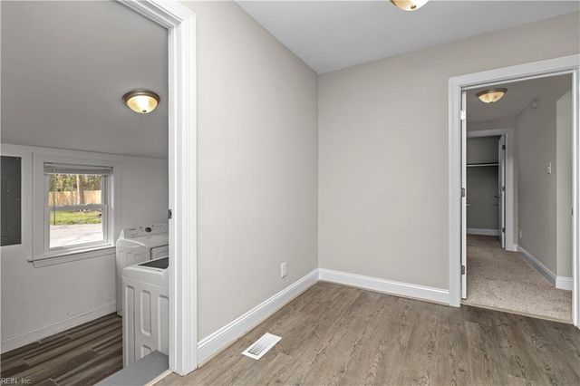 205 Frank DR, Chesapeake, VA 23322