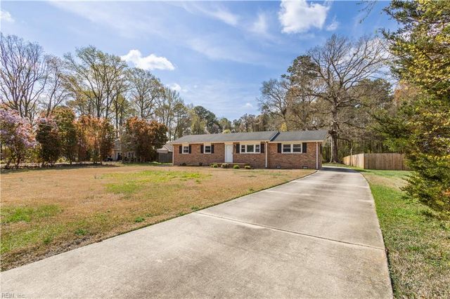 205 Frank DR, Chesapeake, VA 23322