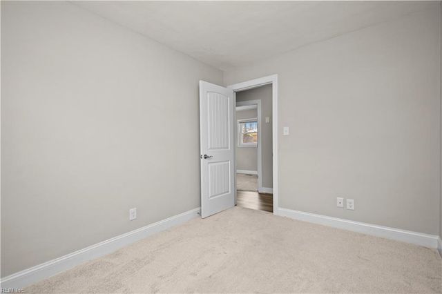 205 Frank DR, Chesapeake, VA 23322