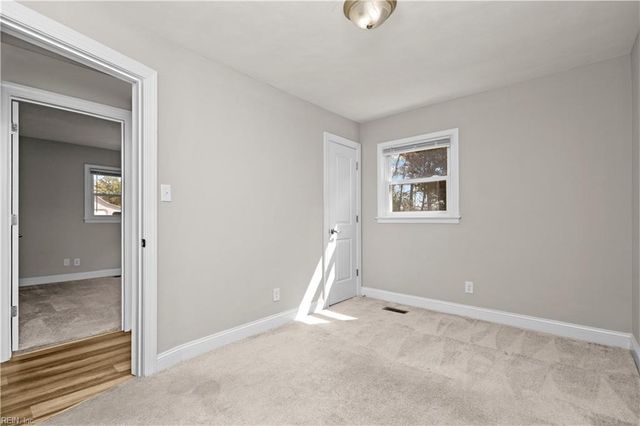 205 Frank DR, Chesapeake, VA 23322