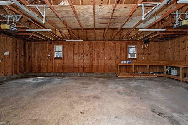 205 Frank DR, Chesapeake, VA 23322