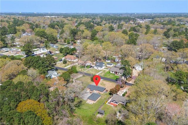 205 Frank DR, Chesapeake, VA 23322