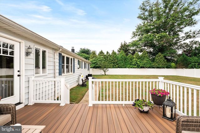 77 OLD YORK RD, Chesterfield, NJ 08515