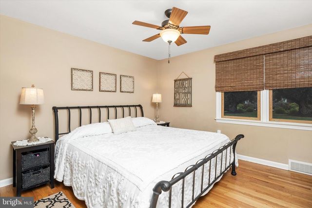 77 OLD YORK RD, Chesterfield, NJ 08515