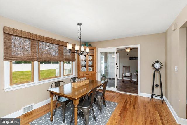 77 OLD YORK RD, Chesterfield, NJ 08515