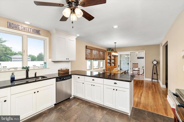 77 OLD YORK RD, Chesterfield, NJ 08515