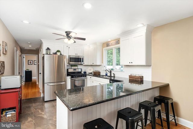 77 OLD YORK RD, Chesterfield, NJ 08515