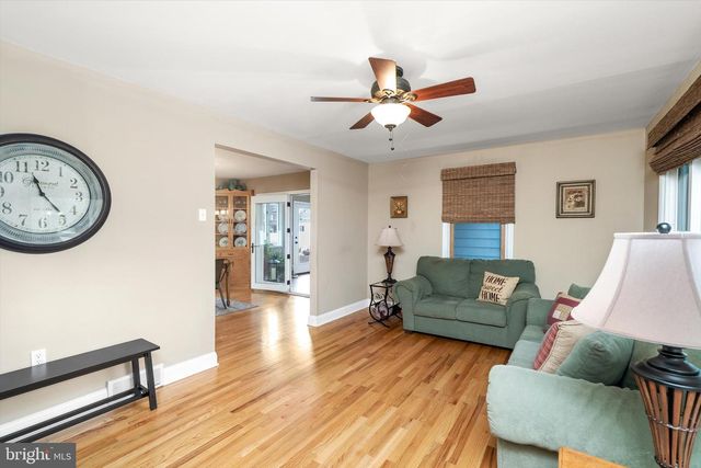 77 OLD YORK RD, Chesterfield, NJ 08515