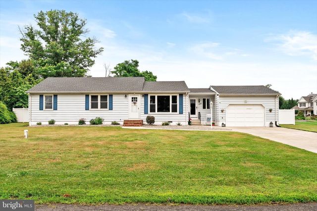 77 OLD YORK RD, Chesterfield, NJ 08515