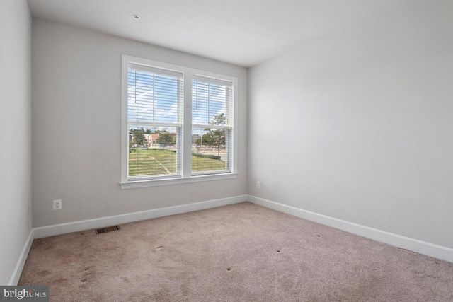 14921 RIVER WALK WAY, Woodbridge, VA 22191