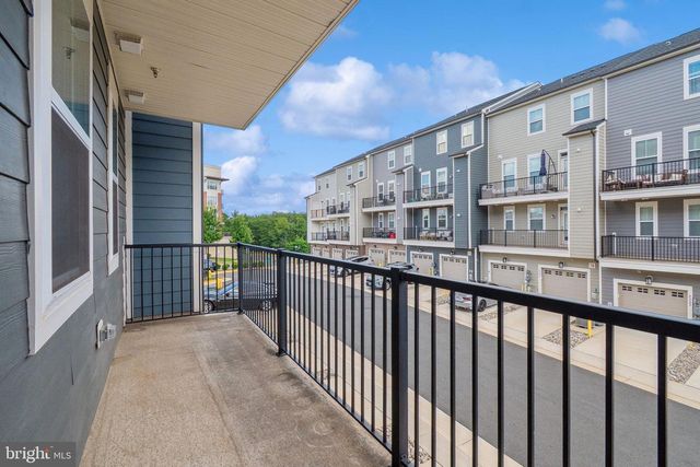 14921 RIVER WALK WAY, Woodbridge, VA 22191