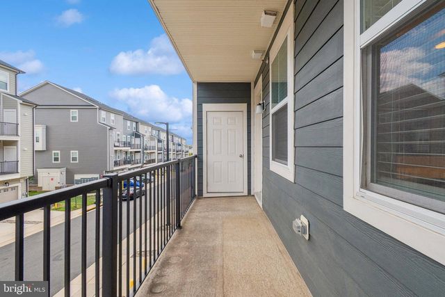 14921 RIVER WALK WAY, Woodbridge, VA 22191