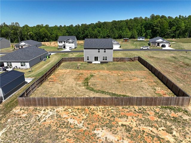 217 Beebop Lane, Lexington, NC 27295