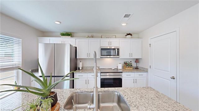 217 Beebop Lane, Lexington, NC 27295