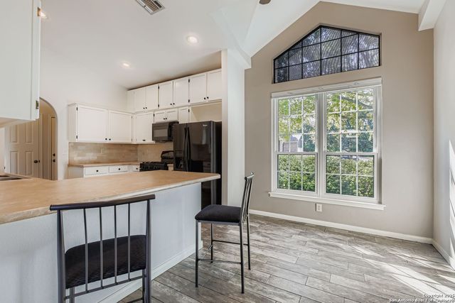 7914 Pine Manor, San Antonio, TX 78240