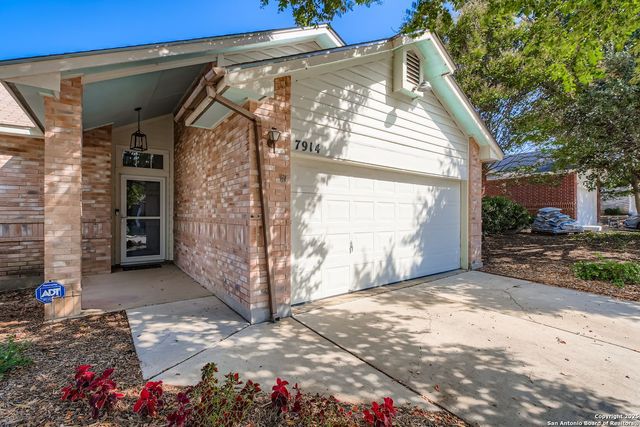 7914 Pine Manor, San Antonio, TX 78240