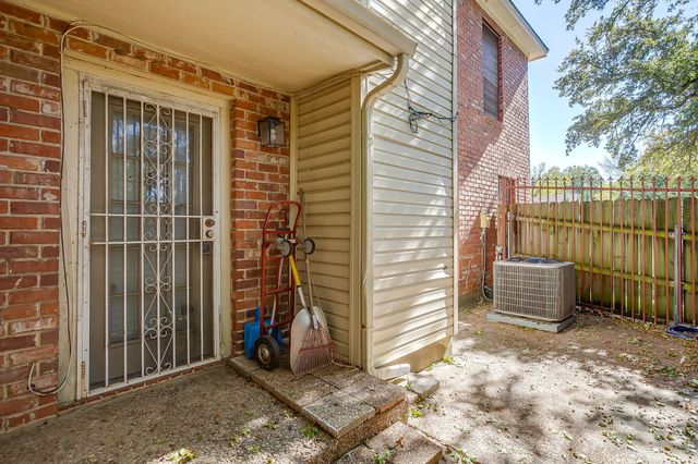 3133 Sappington Place D, Fort Worth, TX 76116