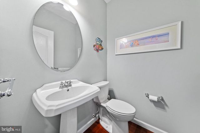 9 W SUMNER AVE, Long Beach Township, NJ 08008