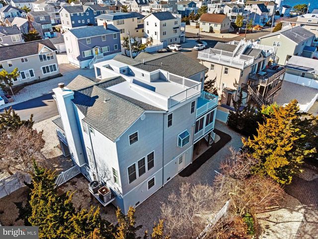 9 W SUMNER AVE, Long Beach Township, NJ 08008