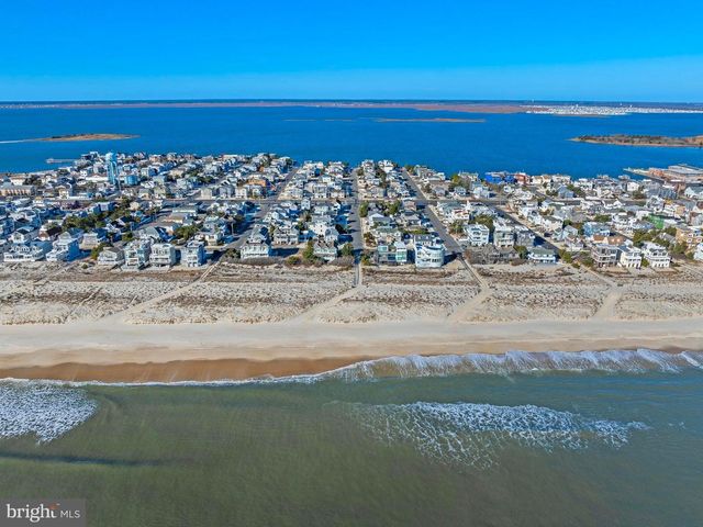 9 W SUMNER AVE, Long Beach Township, NJ 08008