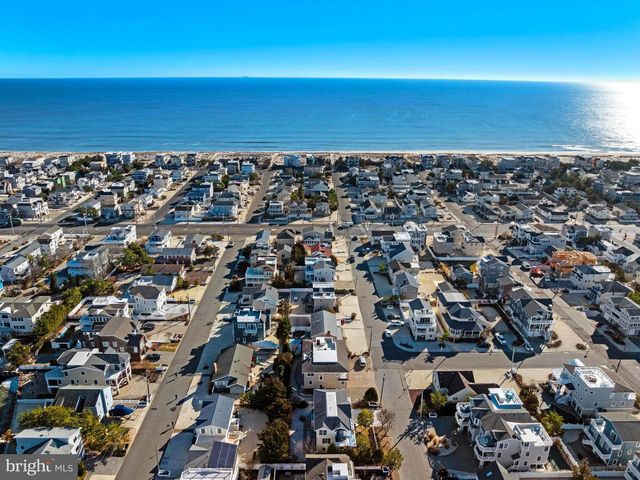9 W SUMNER AVE, Long Beach Township, NJ 08008