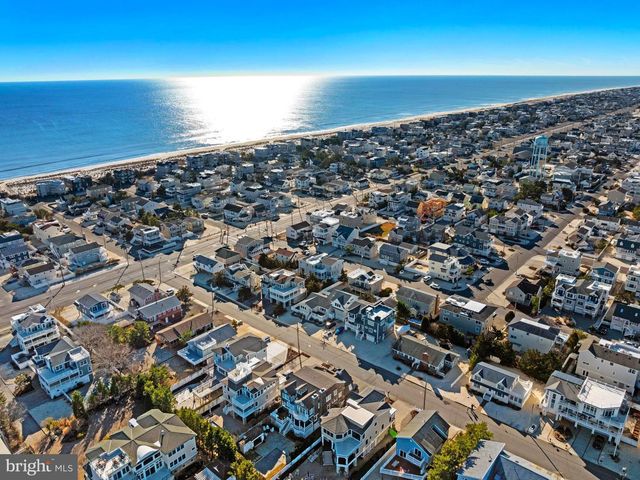 9 W SUMNER AVE, Long Beach Township, NJ 08008