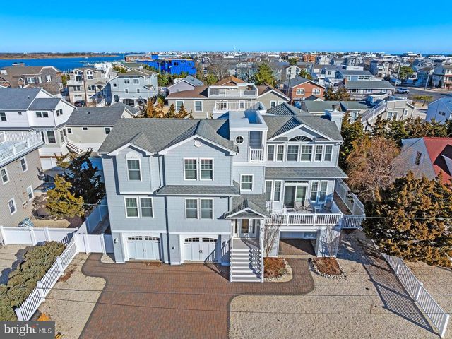 9 W SUMNER AVE, Long Beach Township, NJ 08008