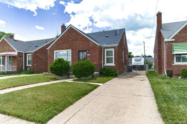 9325 Stahelin Avenue, Detroit, MI 48228