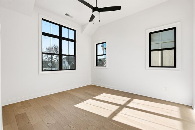 4308 Westlawn Dr, Nashville, TN 37209